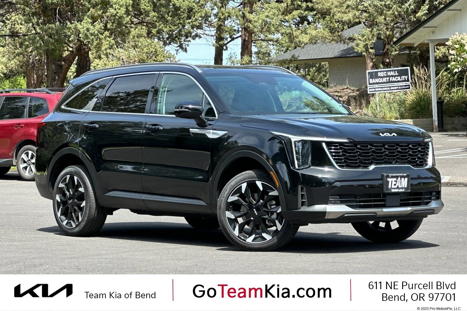 Used 2025 Kia Sorento EX w/ Panoramic Sunroof Package