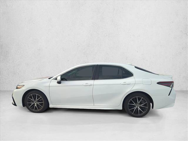 Certified 2023 Toyota Camry SE FWD image 5