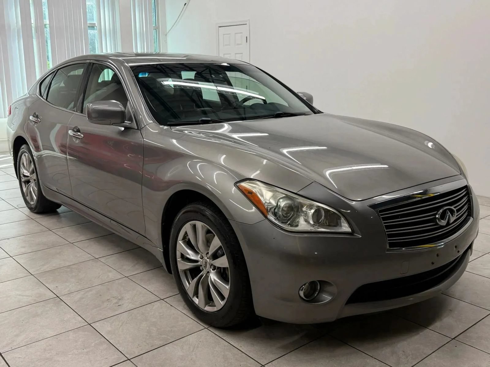Used 2013 INFINITI M37 x w/ Premium Pkg