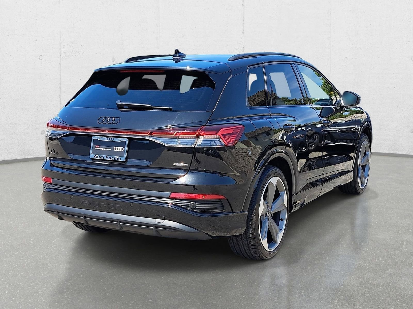 Certified 2025 Audi Q4 e-tron Premium Plus w/ Premium Plus AWD/4WD image 5