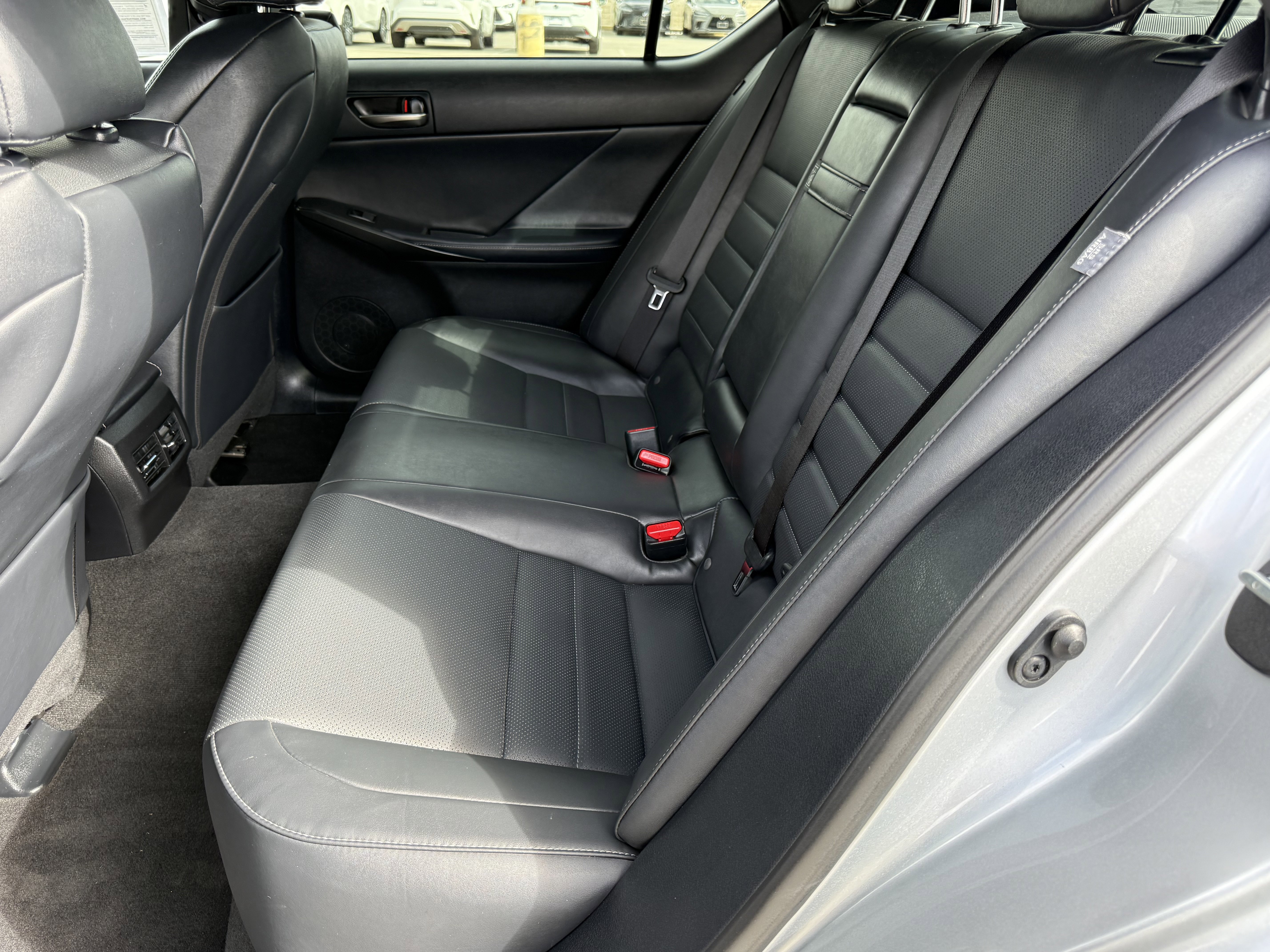 Certified 2024 Lexus IS 350 F Sport RWD image 28