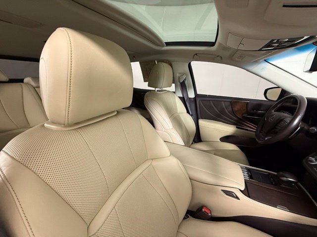 Used 2019 Lexus LS 500 RWD image 31