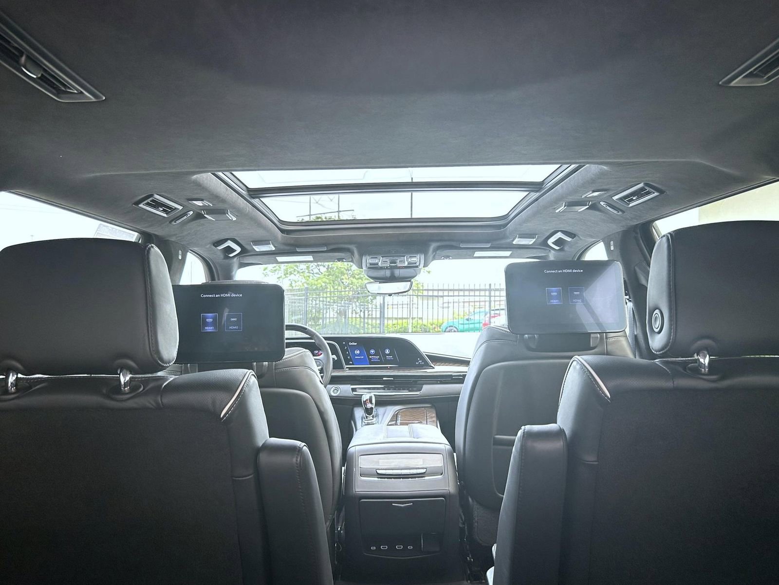 Certified 2024 Cadillac Escalade ESV Sport Platinum image 24