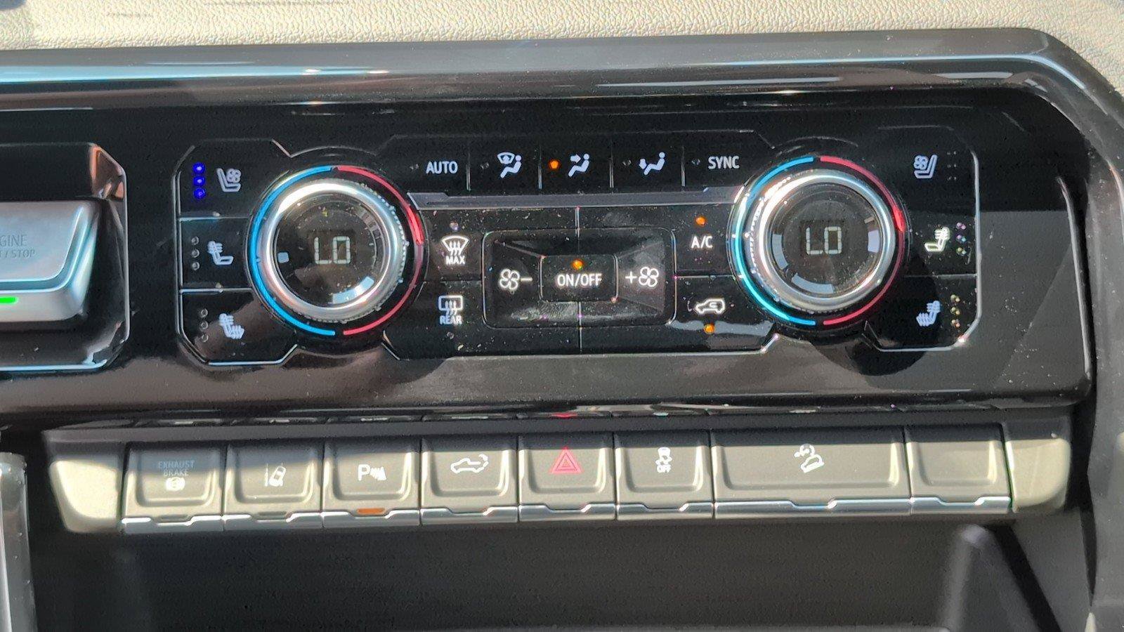 New 2026 GMC Sierra 2500 AT4 w/ AT4 Premium Plus Package AWD/4WD image 25