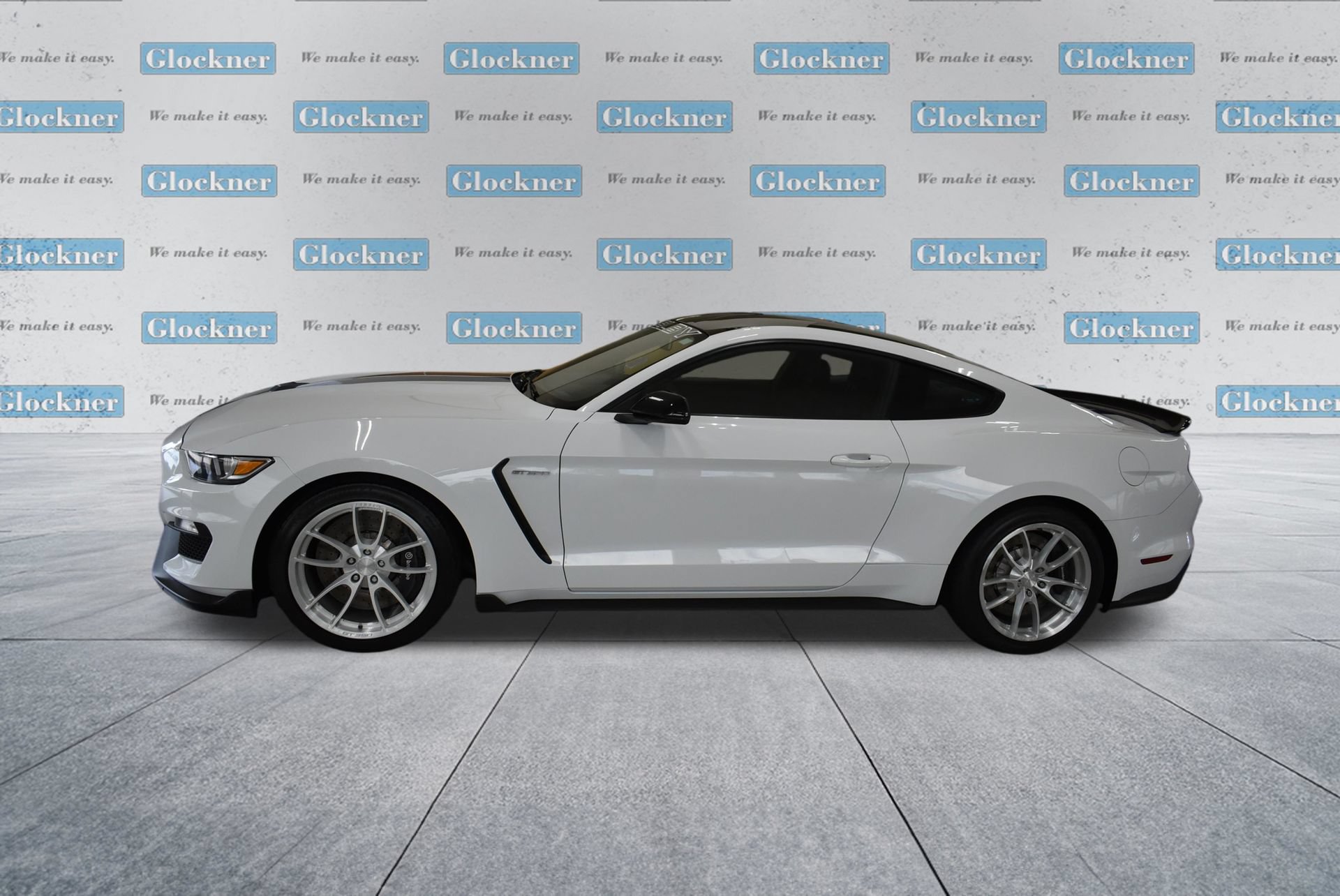 Used 2018 Ford Mustang Shelby GT350 w/ Electronics Package RWD image 9