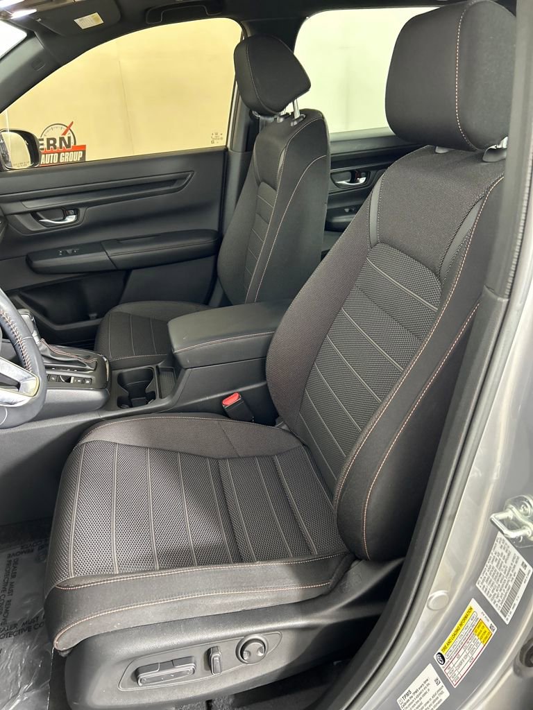 Used 2023 Honda CR-V Sport image 11