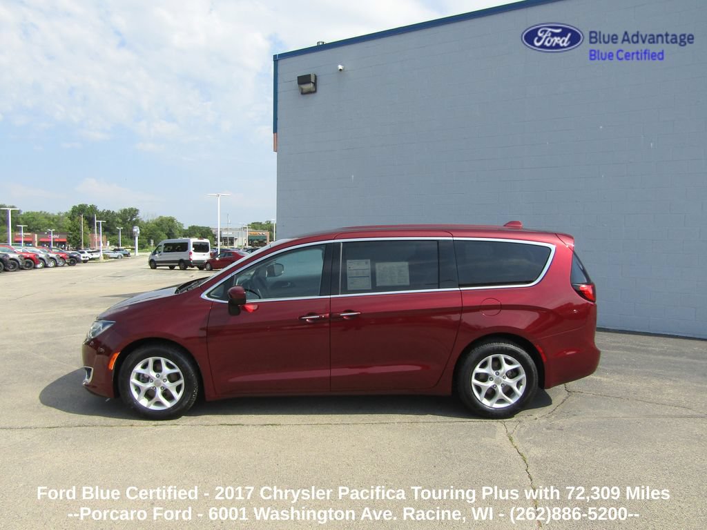 Used 2017 Chrysler Pacifica Touring Plus w/ Tire & Wheel Group FWD image 2