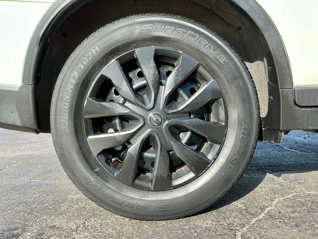 Used 2017 Nissan Rogue S image 21