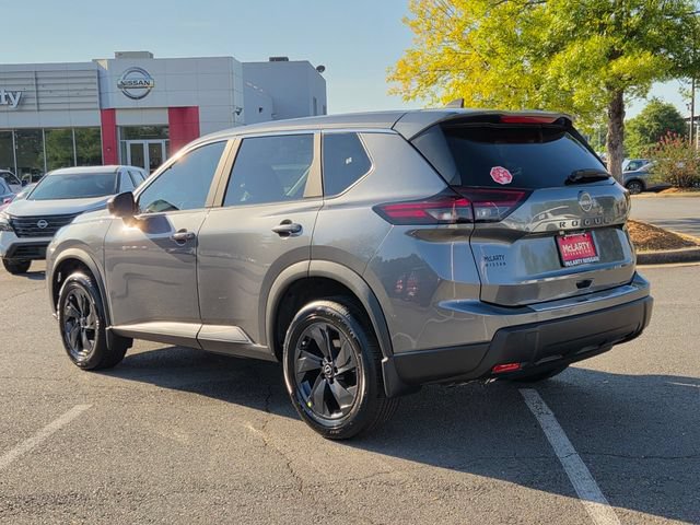 New 2026 Nissan Rogue SV FWD image 3
