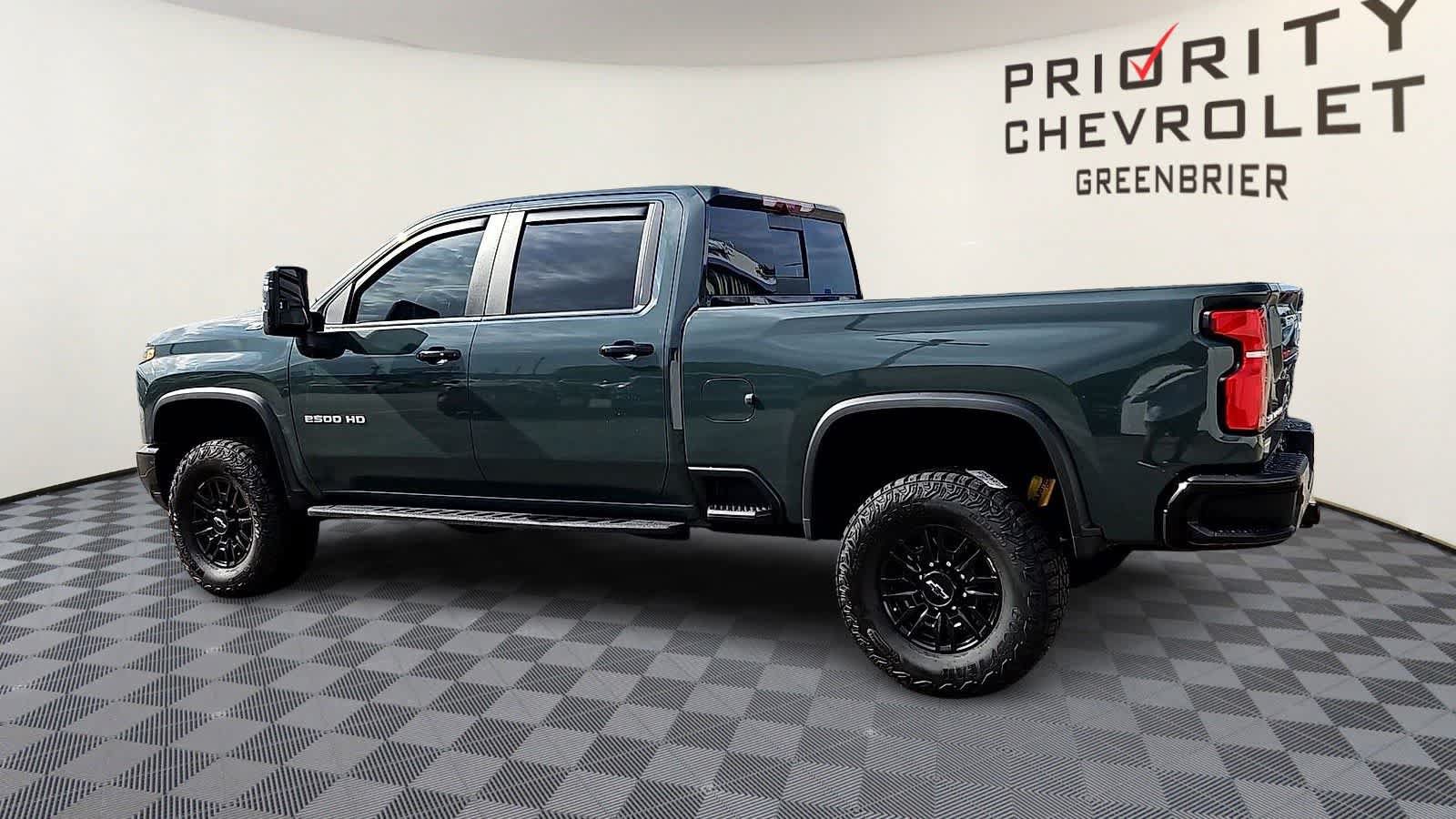 Used 2026 Chevrolet Silverado 2500 ZR2 AWD/4WD image 6