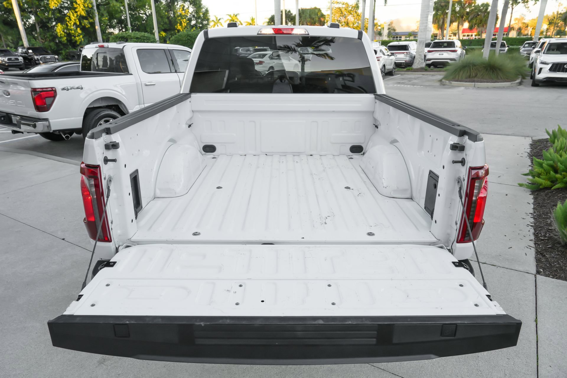 Used 2024 Ford F150 XLT w/ Mobile Office Package image 41