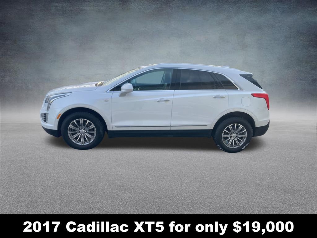 Used 2017 Cadillac XT5 Luxury image 2