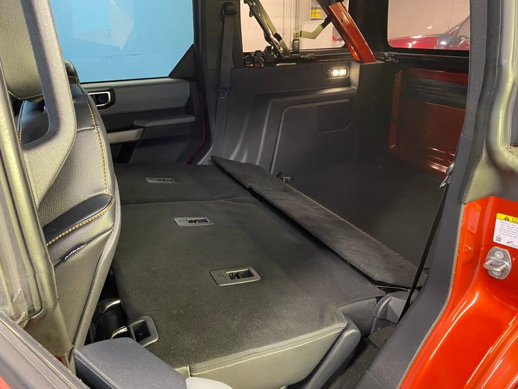Used 2023 Ford Bronco Badlands image 35