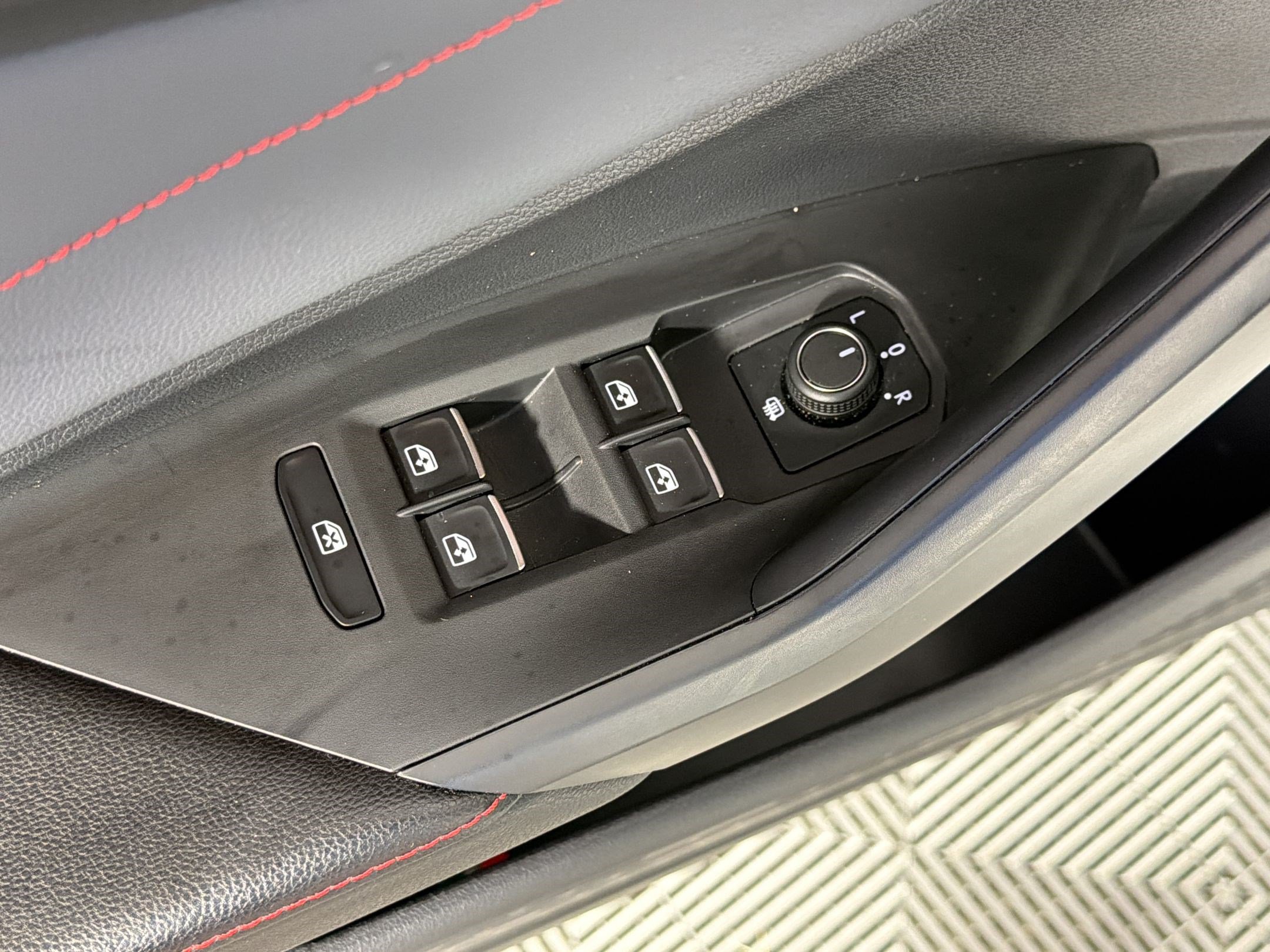 Used 2026 Volkswagen Jetta GLI Autobahn FWD image 14