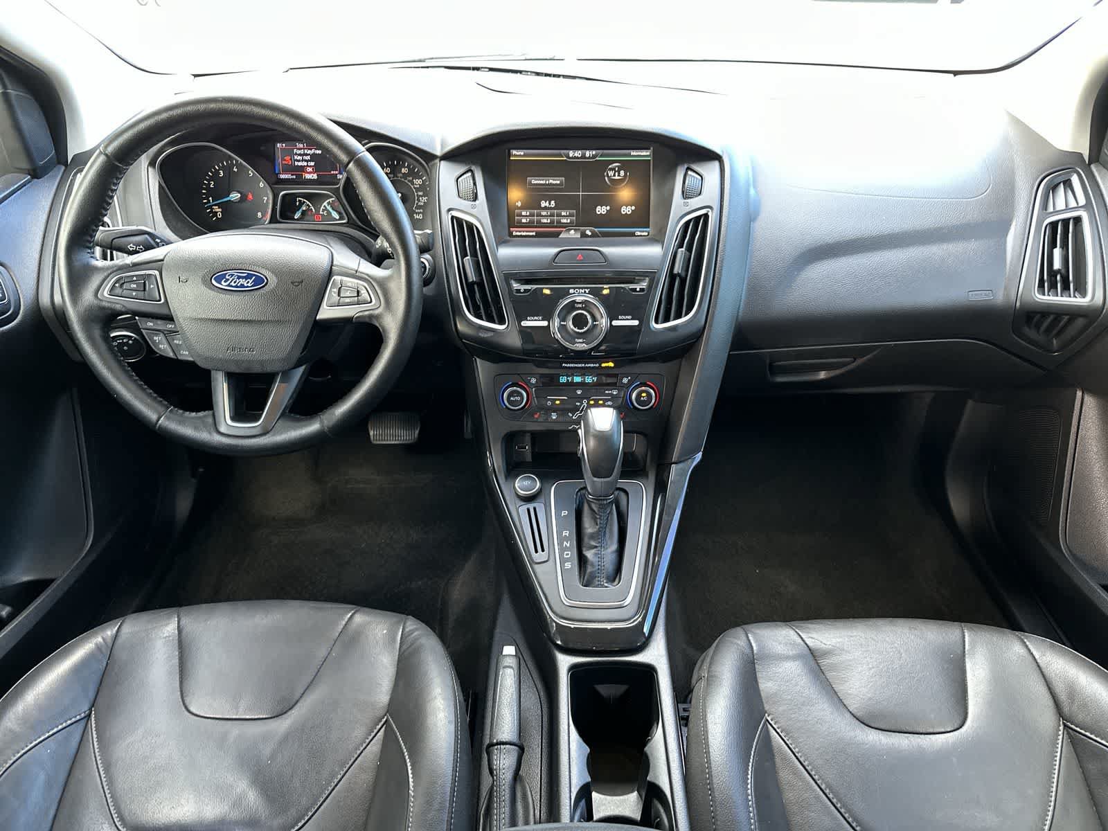 Used 2015 Ford Focus Titanium FWD image 19