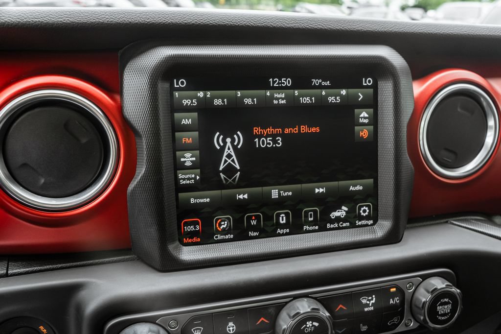 Used 2021 Jeep Wrangler Rubicon w/ Uconnect 4C Nav & Sound Group AWD/4WD image 18