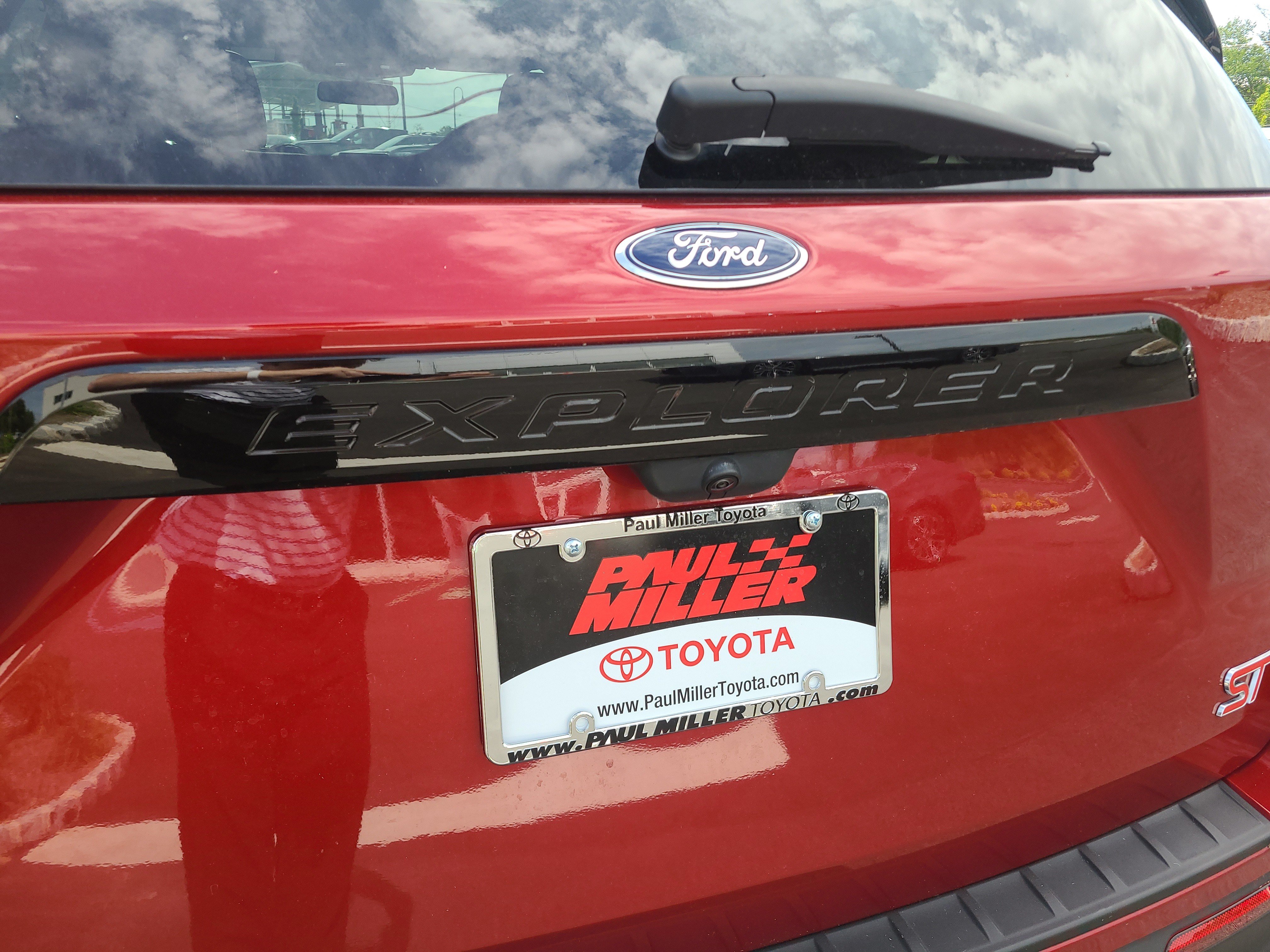 Used 2023 Ford Explorer ST w/ Equipment Group 401A AWD/4WD image 30