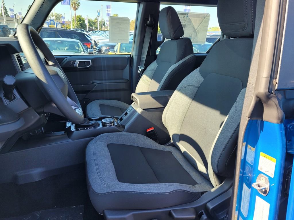 New 2025 Ford Bronco 4-Door image 35