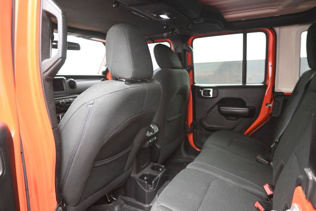 Used 2018 Jeep Wrangler Unlimited Sport S AWD/4WD image 25