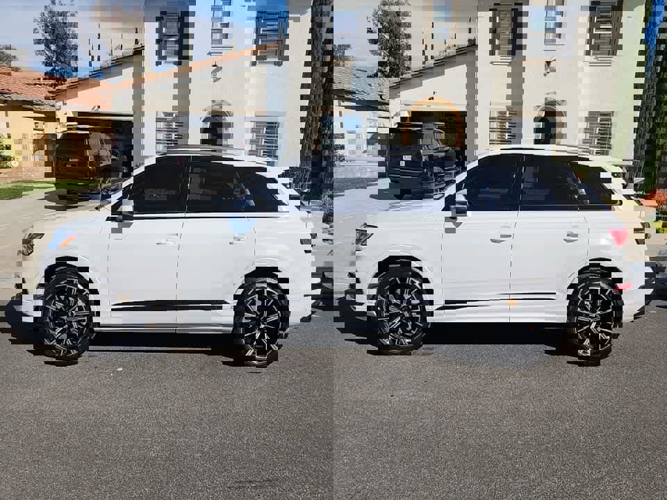 Used 2023 Audi Q7 3.0T Premium Plus w/ Premium Plus Package image 7