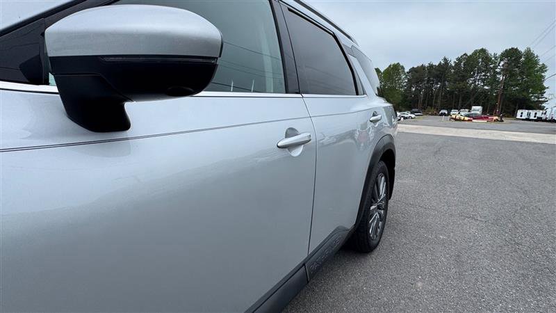 Used 2022 Nissan Pathfinder SL w/ SL Premium Package AWD/4WD image 12