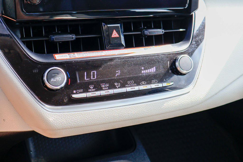 Used 2026 Toyota Corolla LE FWD image 16