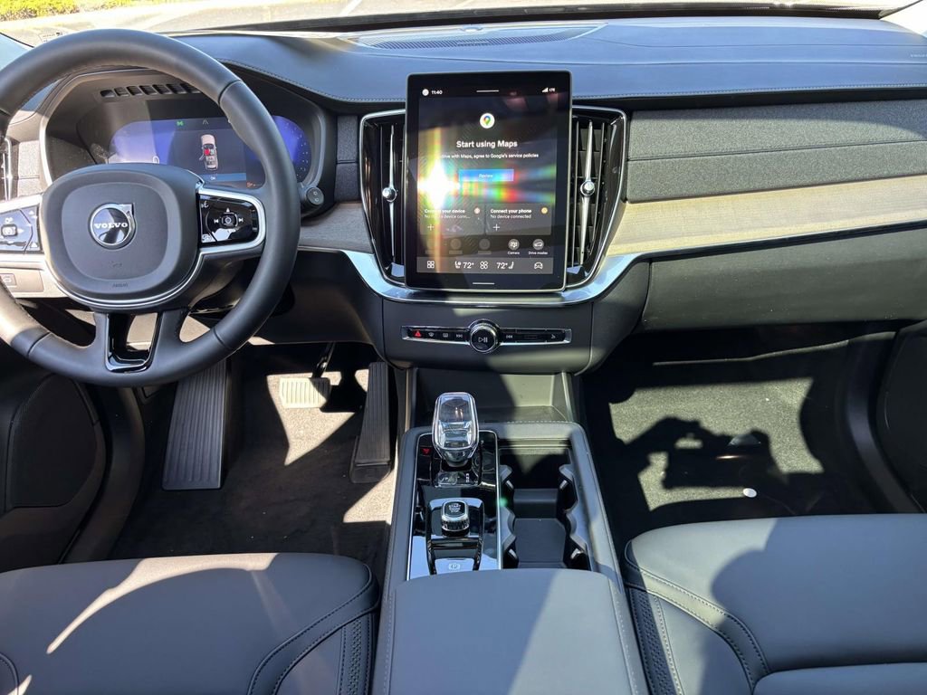New 2026 Volvo XC90 B6 Plus w/ Protection Package Premier image 29