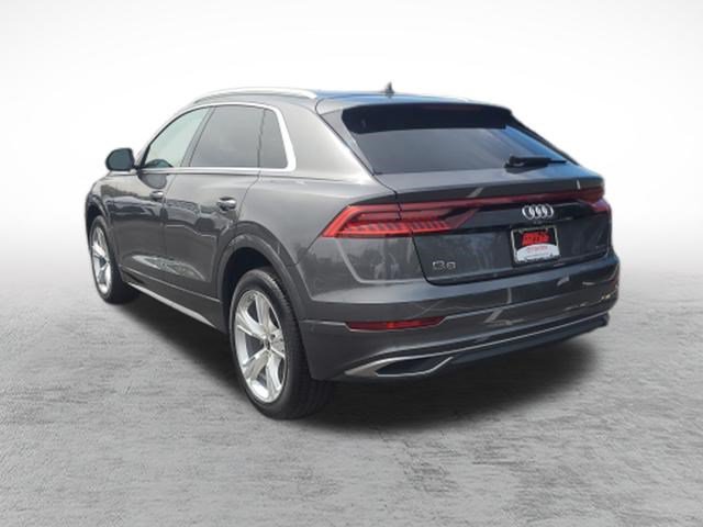 Used 2022 Audi Q8 Premium w/ Convenience Package AWD/4WD image 5