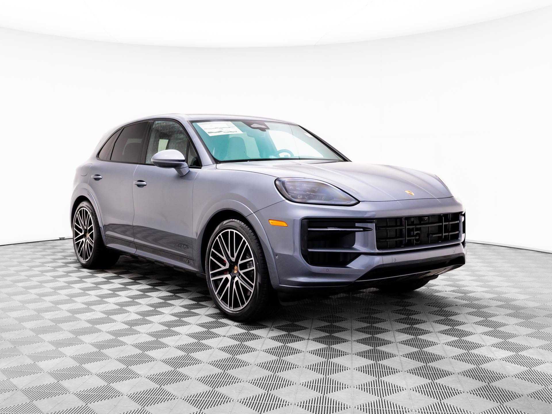 New 2027 Porsche Cayenne GTS AWD/4WD image 6