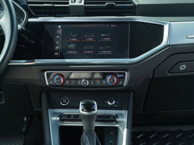 Used 2021 Audi Q3 2.0T Premium w/ Convenience Package image 30