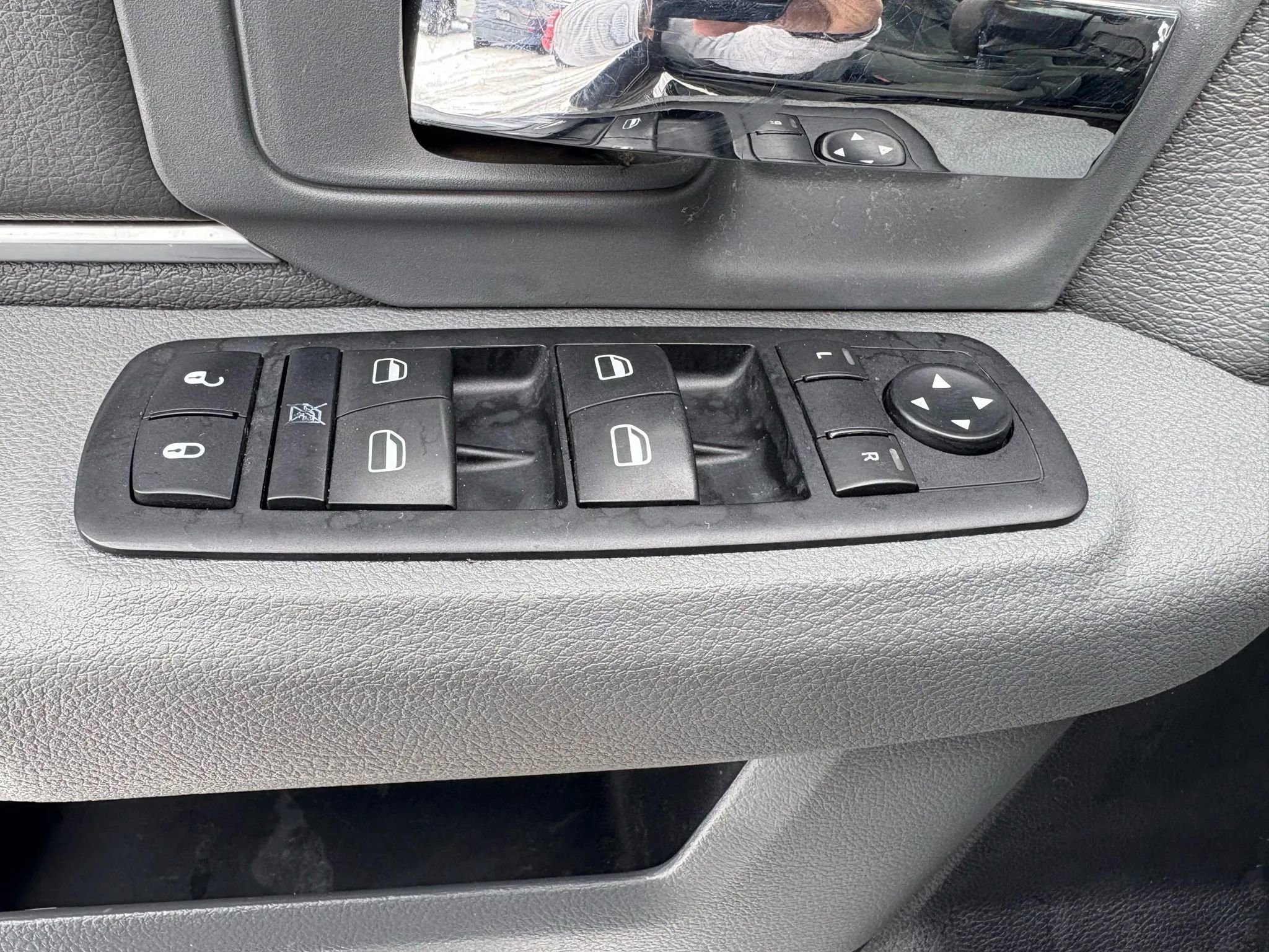 Used 2015 RAM 3500 SLT w/ Quick Order Package 29G SLT image 12