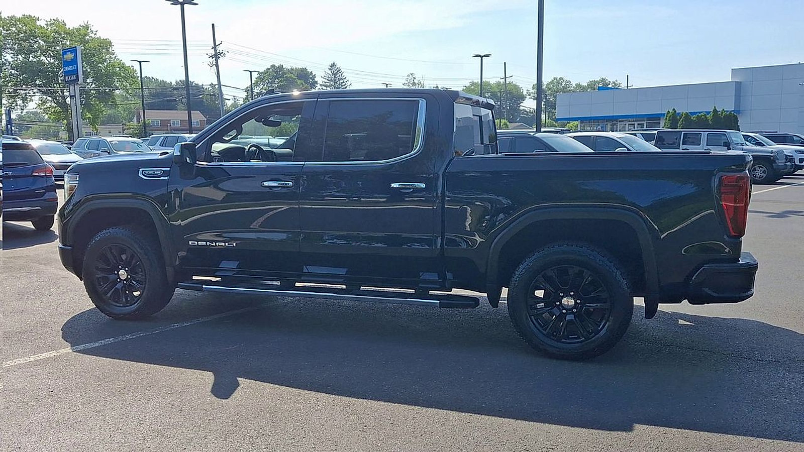 Certified 2021 GMC Sierra 1500 Denali w/ Technology Package AWD/4WD image 8