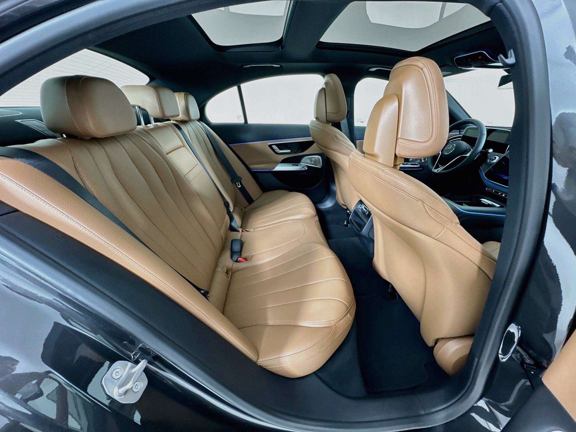 New 2027 Mercedes-Benz E 350 Sedan image 30
