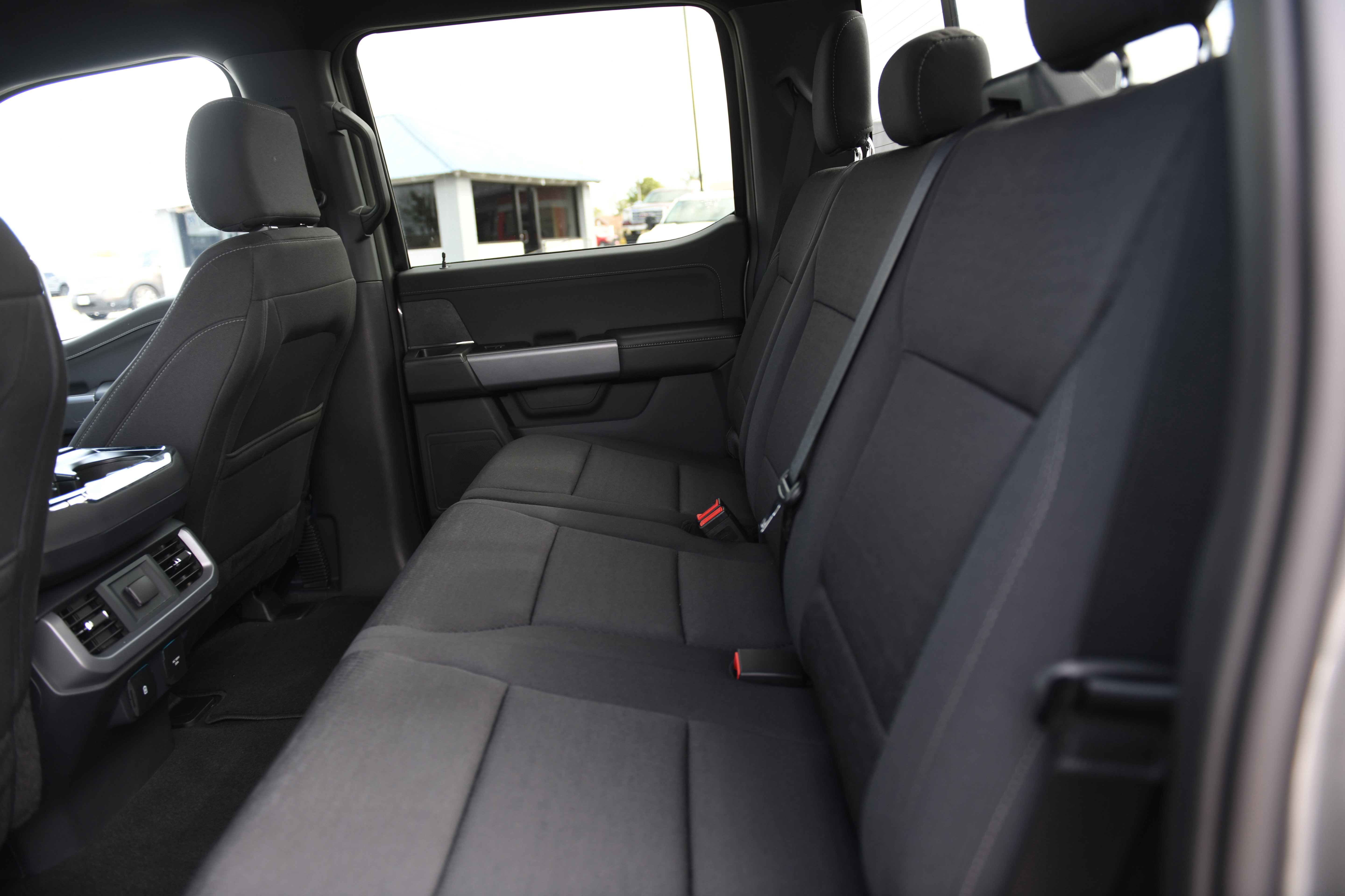 Used 2025 Ford F150 XLT w/ Equipment Group 302A MID image 16