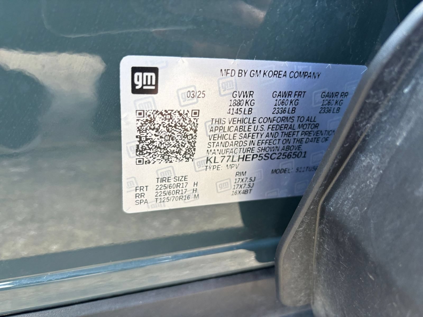Used 2025 Chevrolet Trax LT w/ LT Convenience Package FWD image 23