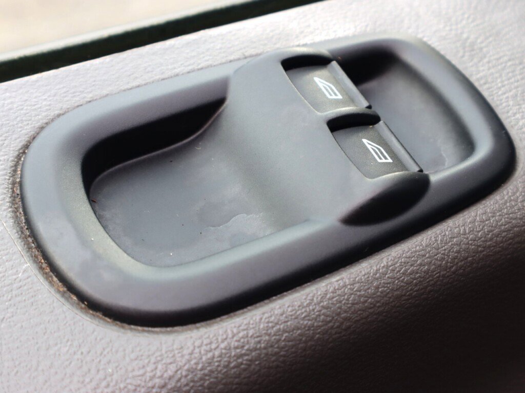 Used 2020 Ford Transit 250 148 High Roof Extended w/ Load Area Protection Package image 26