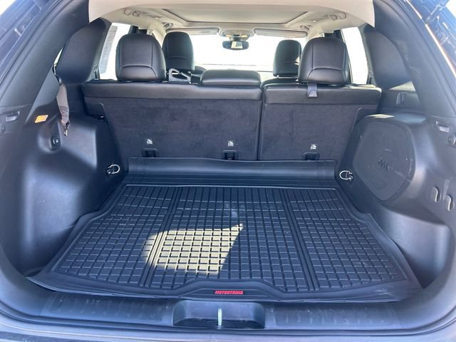 Used 2022 Jeep Cherokee Latitude Lux w/ Sun & Sound Group image 19