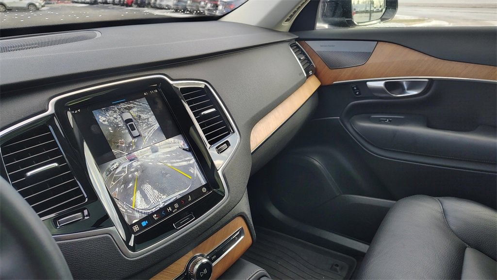 Certified 2024 Volvo XC90 B6 Plus w/ Protection Package Premier image 24