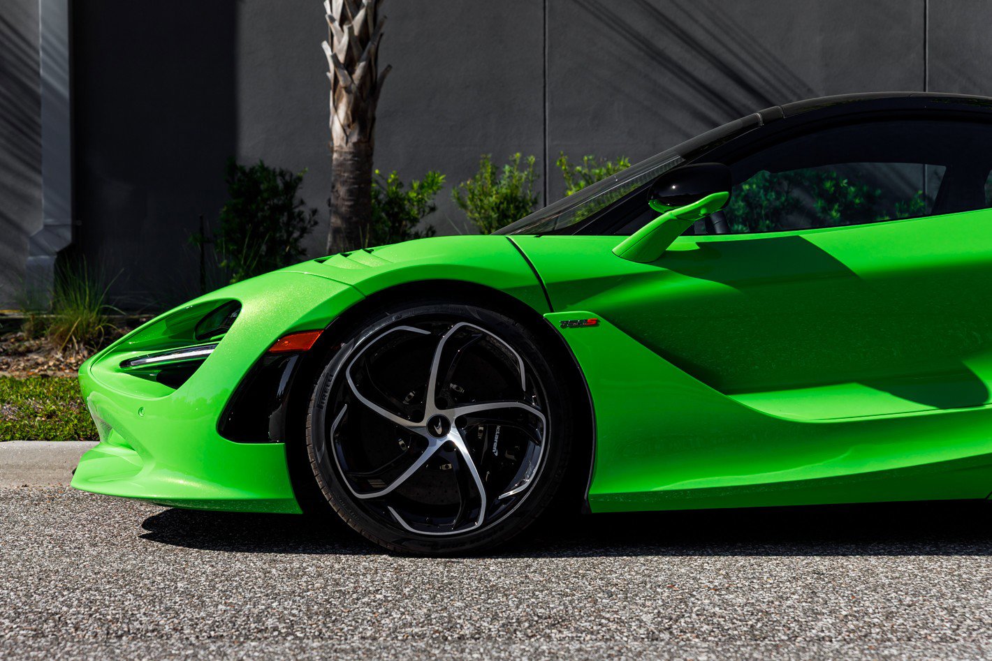 Used 2024 McLaren 750S image 27