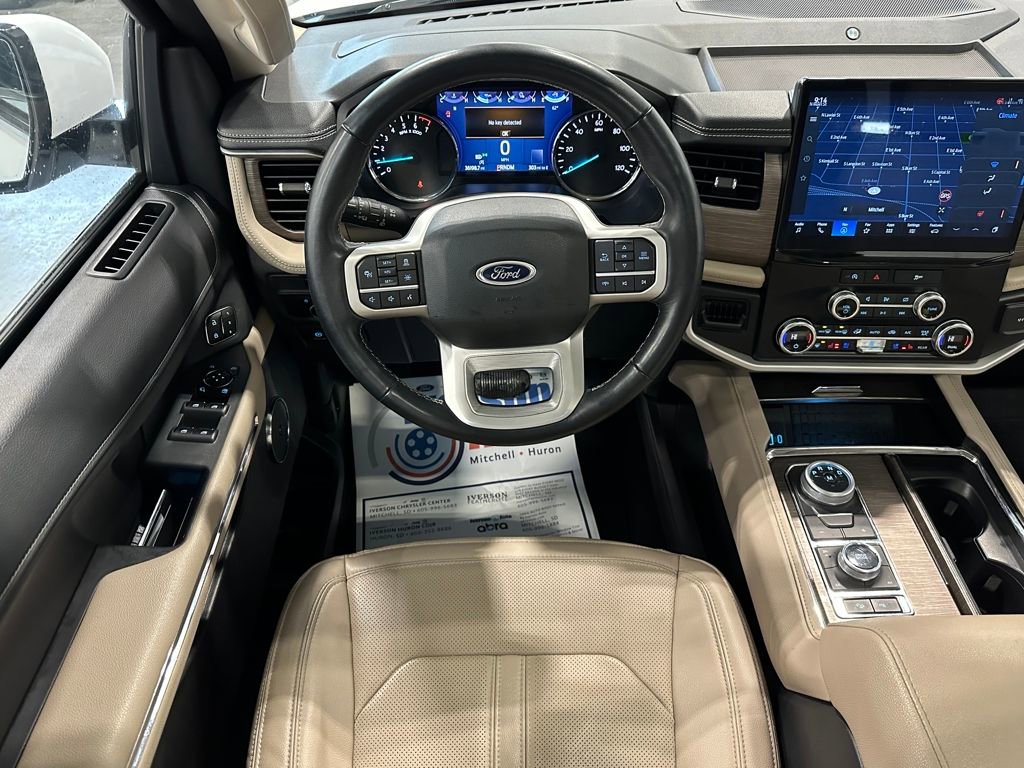 Used 2024 Ford Expedition Limited image 26