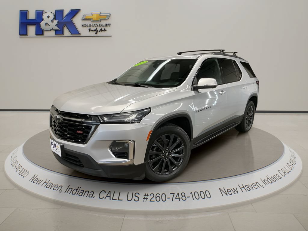 Used 2022 Chevrolet Traverse RS w/ LPO, "Hit The Road" Package AWD/4WD image 3