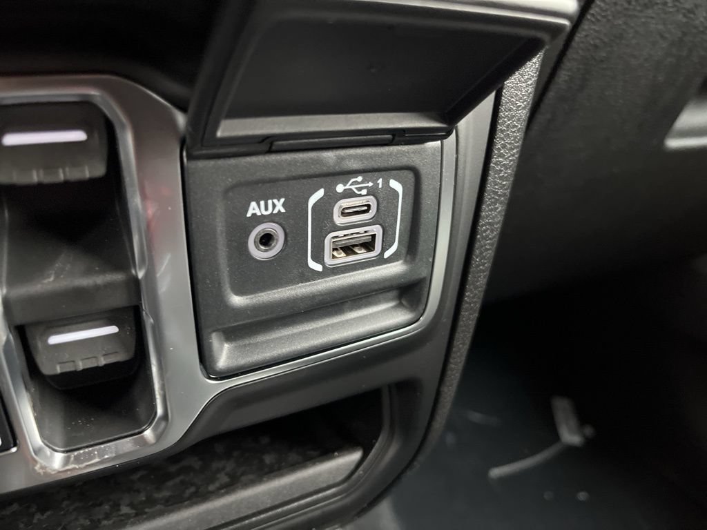 New 2026 Jeep Gladiator Sport AWD/4WD image 30