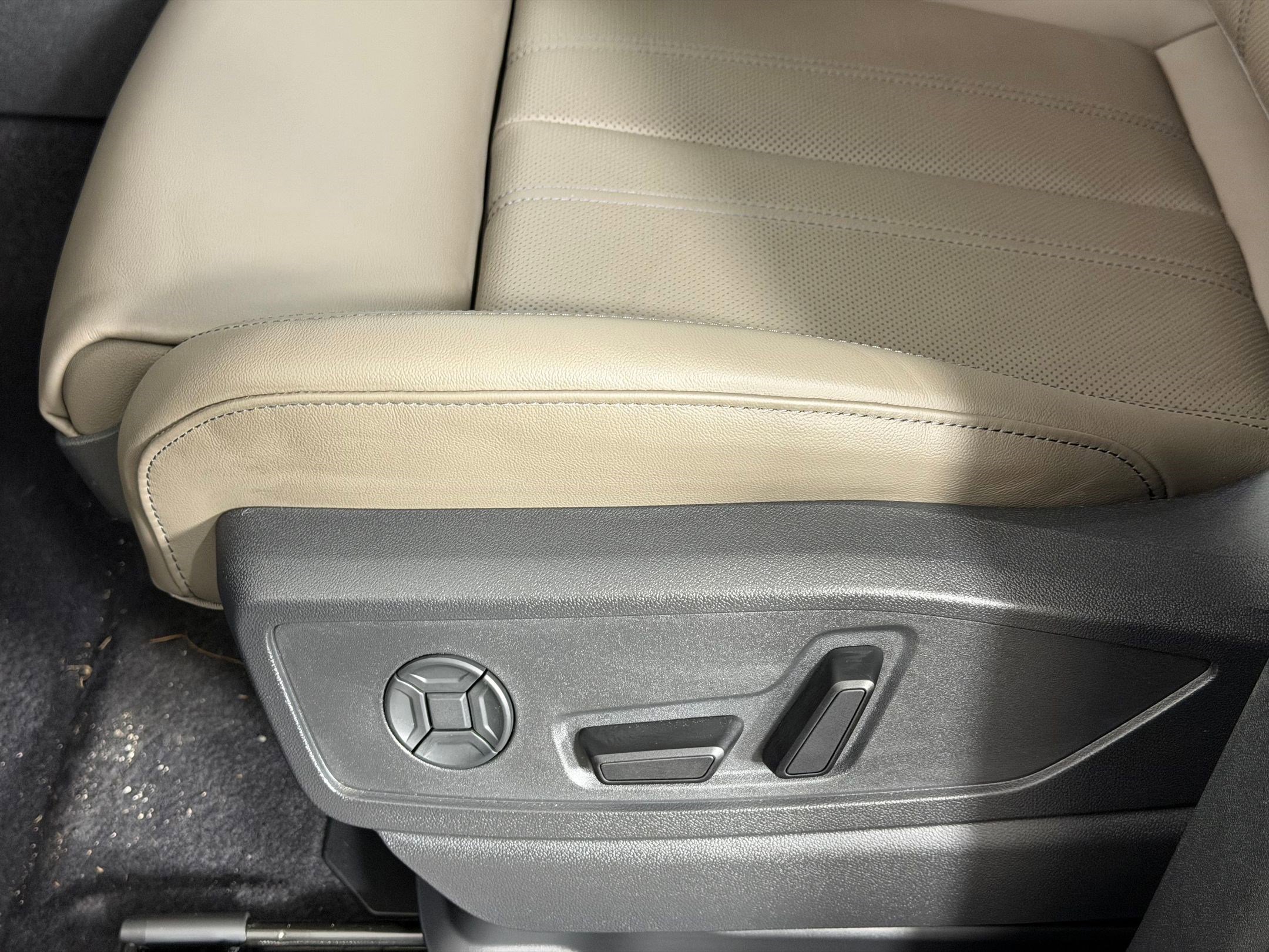 New 2026 Audi Q5 Premium AWD/4WD image 14