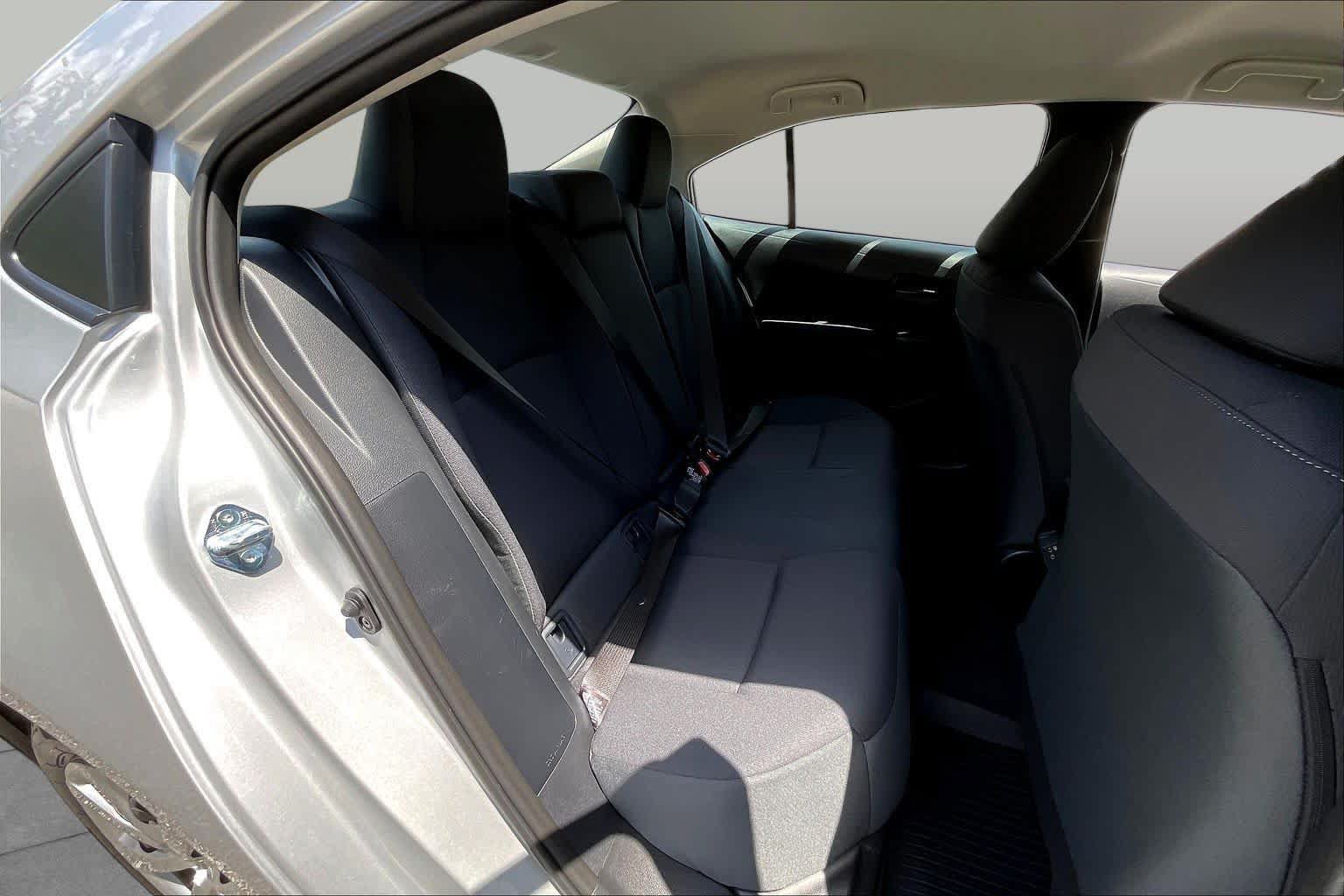 Used 2026 Toyota Corolla LE FWD image 20