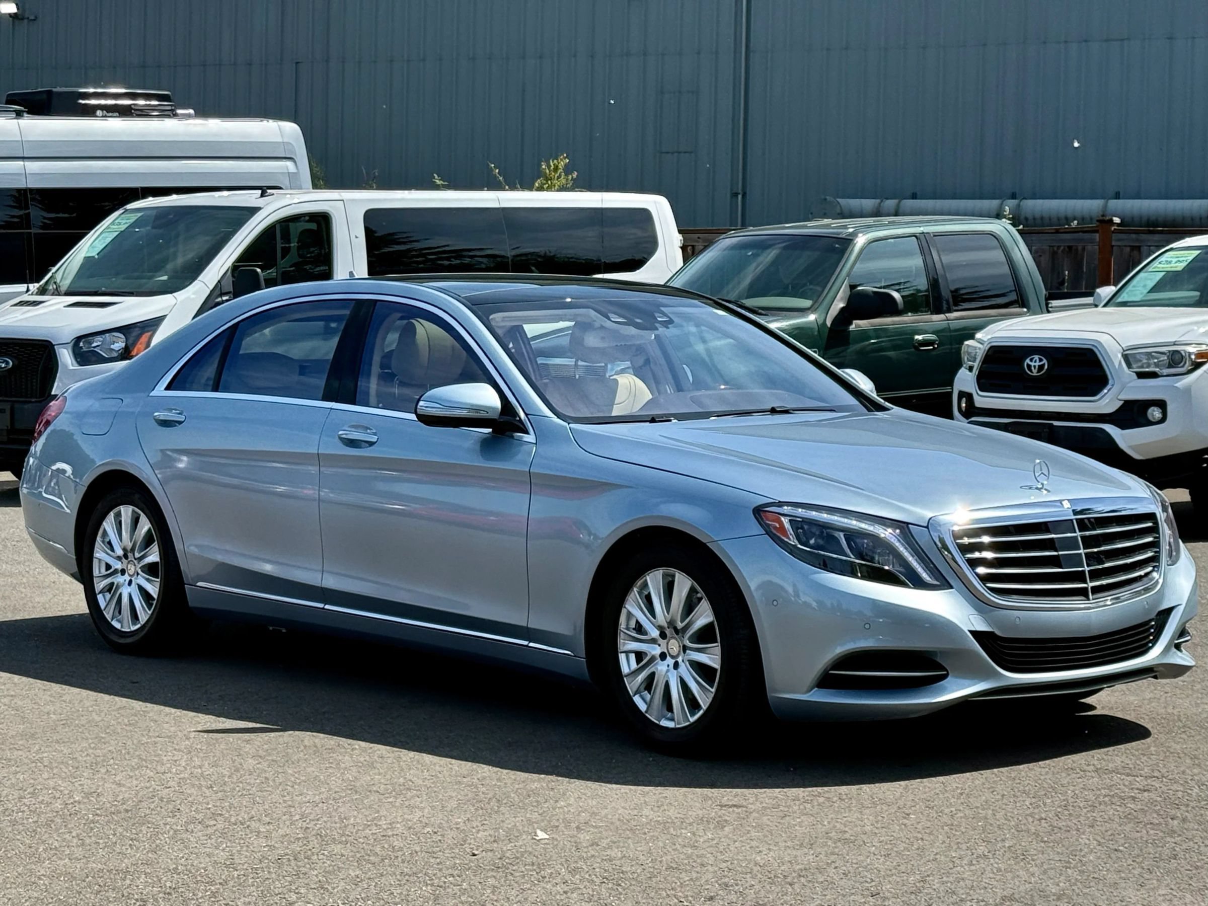 Used 2015 Mercedes-Benz S 550 4MATIC Sedan image 1