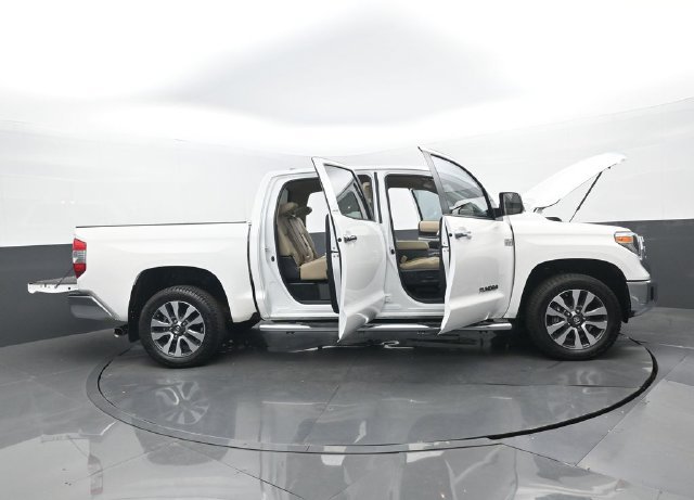 Used 2021 Toyota Tundra Limited AWD/4WD image 31