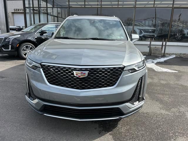 New 2025 Cadillac XT6 Luxury w/ LPO, Floor Liner Package image 8