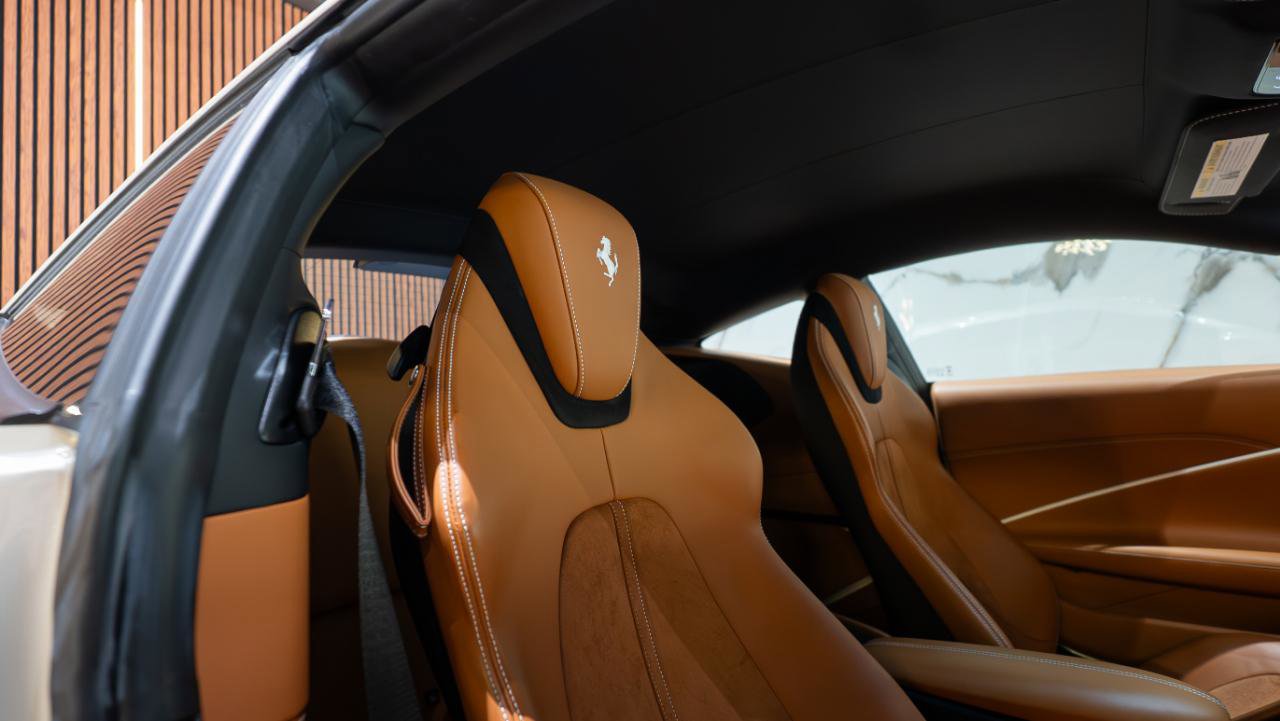 Used 2023 Ferrari Roma RWD image 34