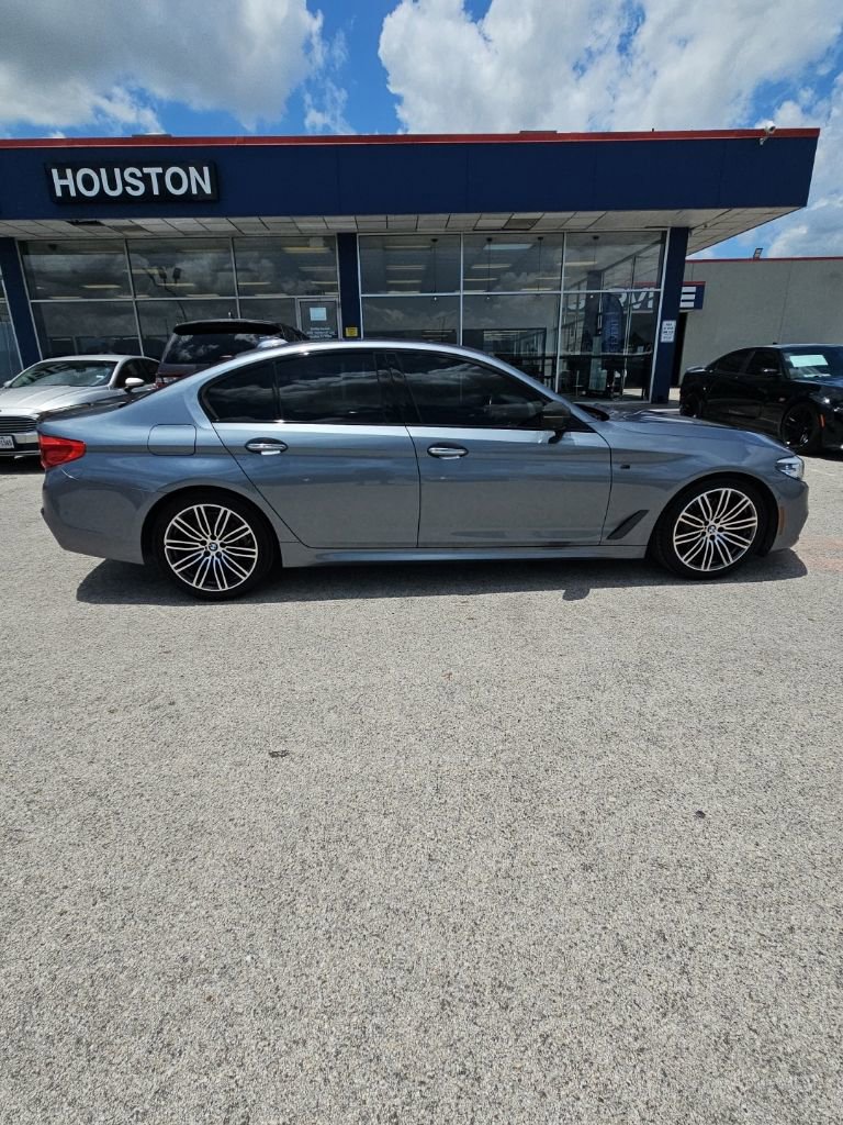 Used 2018 BMW 530i w/ M Sport Package RWD image 8