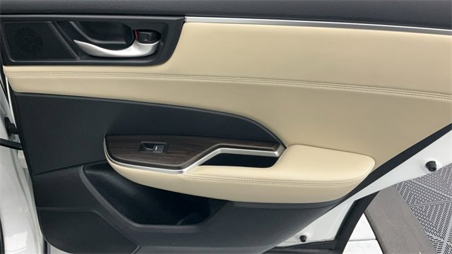 Certified 2021 Honda Clarity Plug-In Hybrid image 25